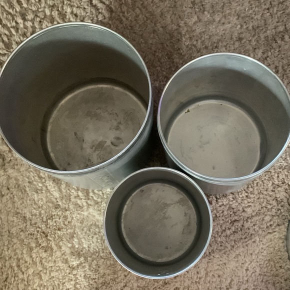 Vintage Aluminum Canister Set with Salt and Pepper shakers! - Picture 6 of 7